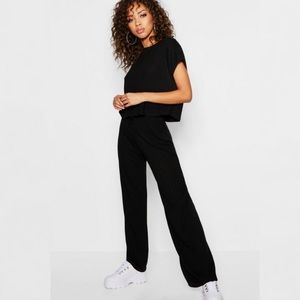 SOLD NWT || BooHoo Ribbed Co-Ord Set